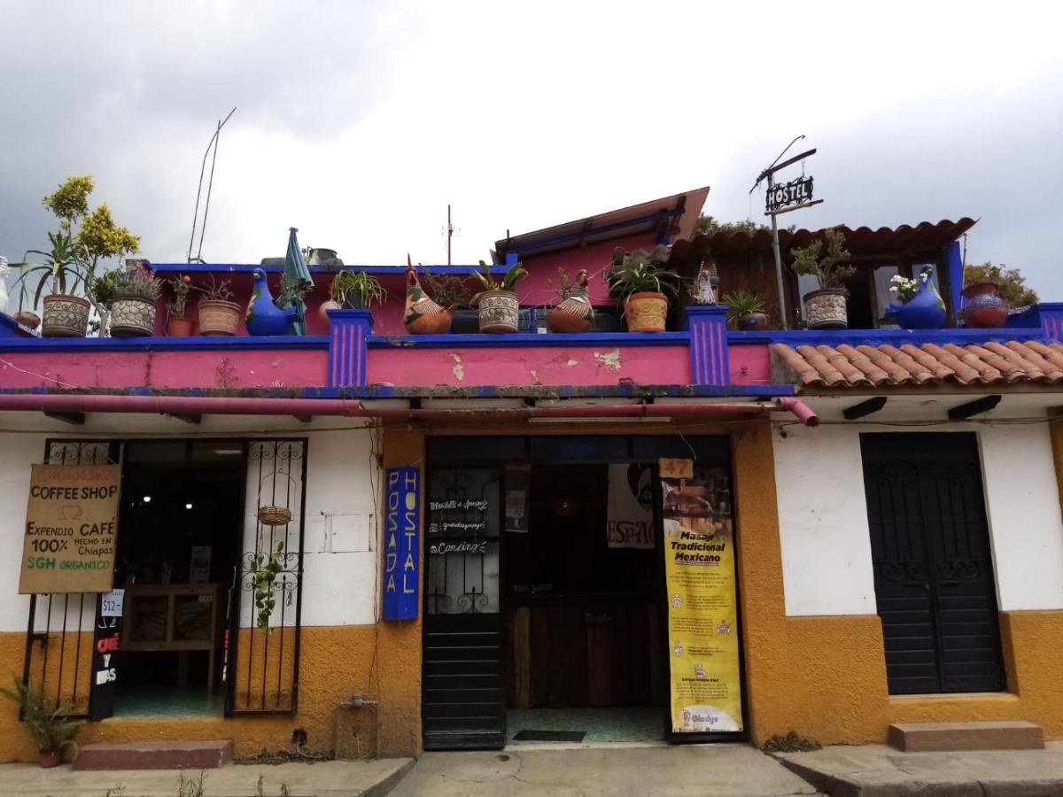 Casa Lothuz Spacio Cultural Y Disidente San Cristóbal de Las Casas Kültér fotó